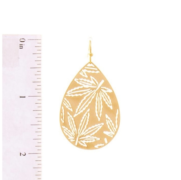 Metal leaf 420 print graphics goldtone pierced Teardrop - Picture 4 of 7